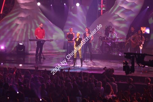 041126-0937-YvonneCatterfeld
